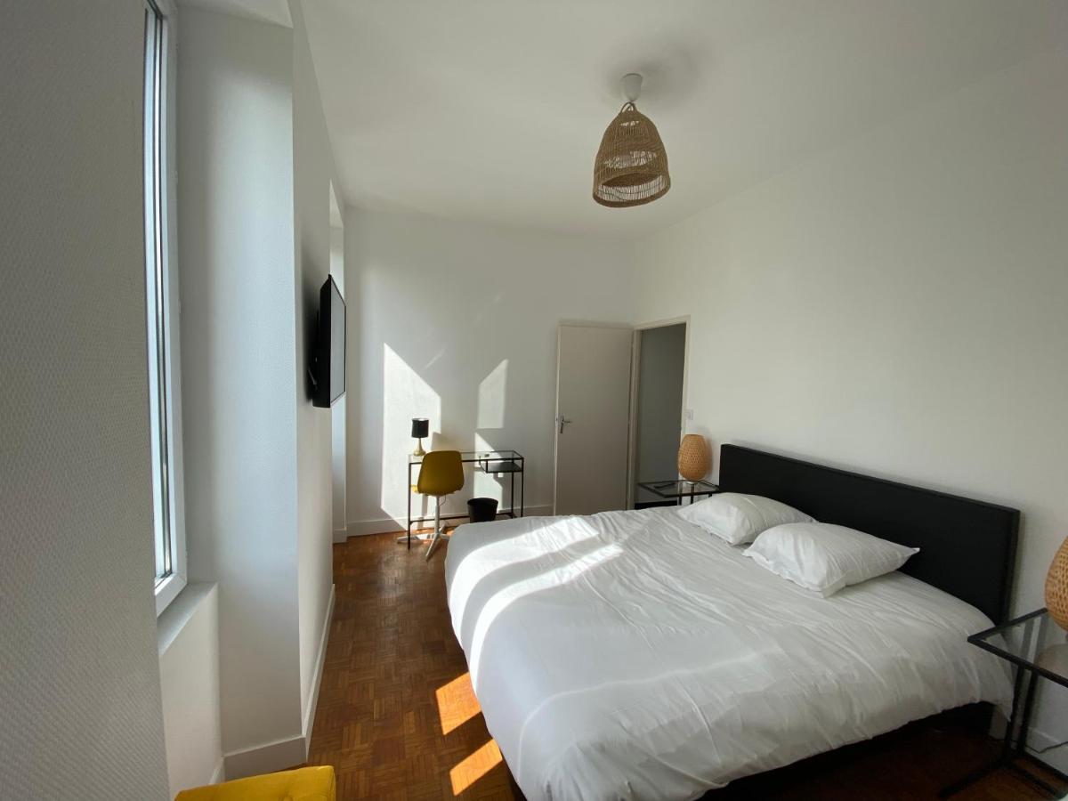 Maison By Logis - Appartement T4 - La Maison D'Hestia Вьерзон Экстерьер фото